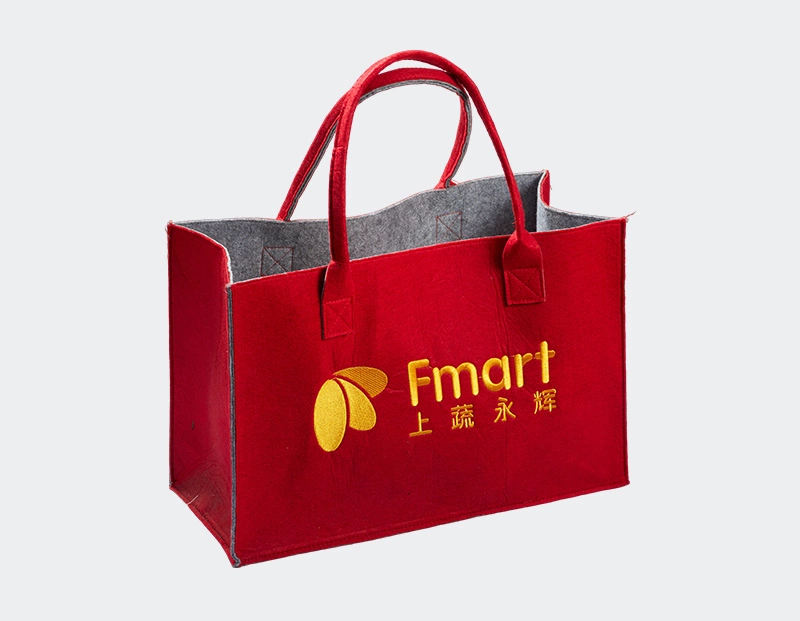 Túi quà bằng nỉ